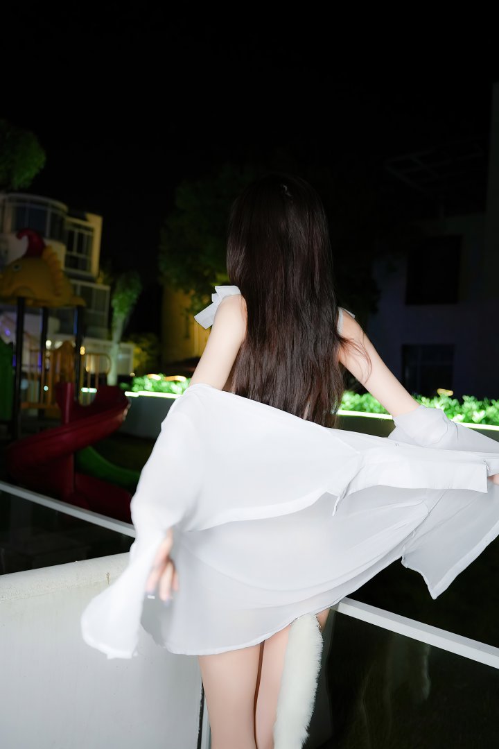 Erikaki白纱写真艺术照小仙女美妙春光太诱人